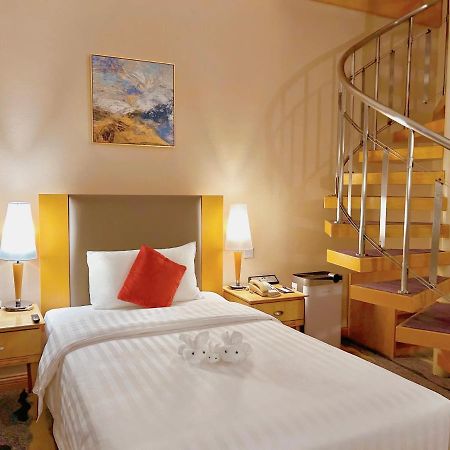 Beijing Xinqiao Hotel Екстериор снимка